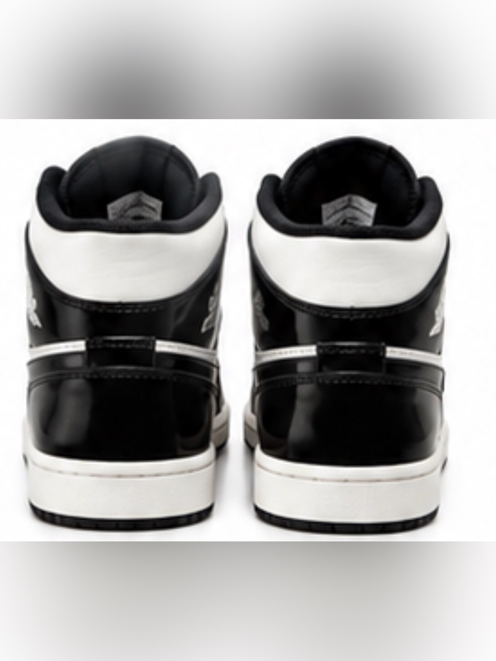 Nike Air Jordan 1 Retro High OG Black & White - Picture 5 of 8